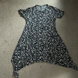 Short Sleeve Flowy Dress